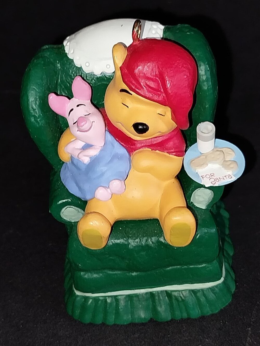 Hallmark Keepsake Disney Winnie the Pooh Waitin' on Santa Ornament 1997